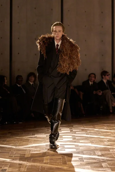 Look 31